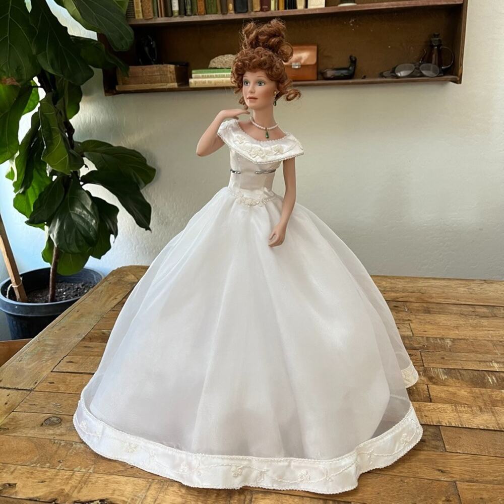 Ashton-Drake Galleries "Erin" Porcelain Doll Loving Heart of the Irish Bride